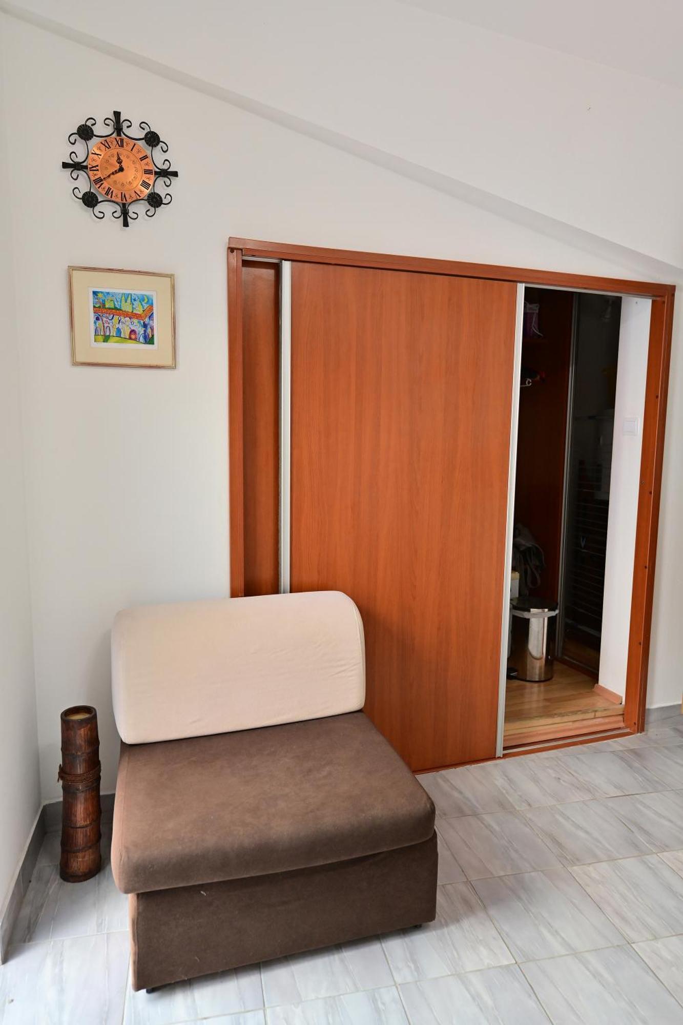 Bohemian Rhapsody Apartment โรวีน ภายนอก รูปภาพ